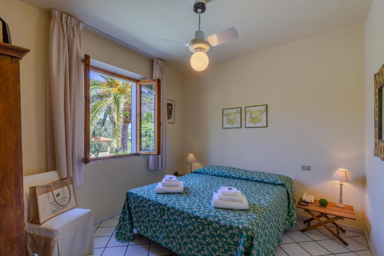 Hotel Cernia Isola Botanica Sant'Andrea  Exterior photo